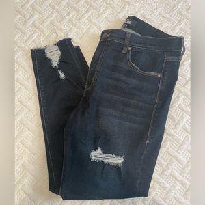 Lularoe 32 skinny fit distressed dark denim